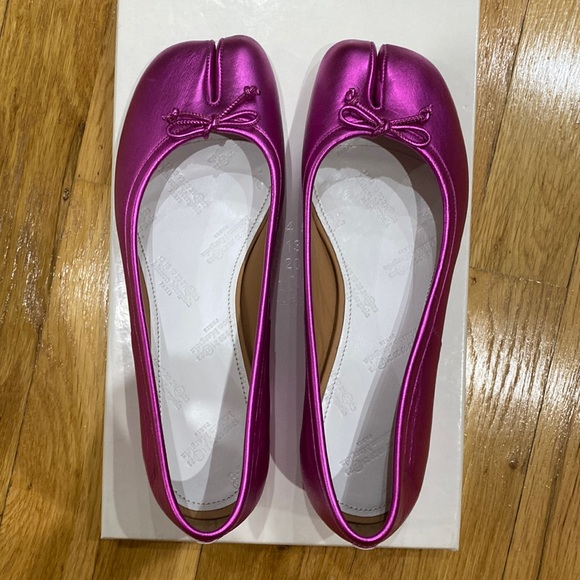 Maison Martin Margiela Shoes - Maison Margiela Tabi Low Heel Pumps Metallic Pink Leather Shoes 37